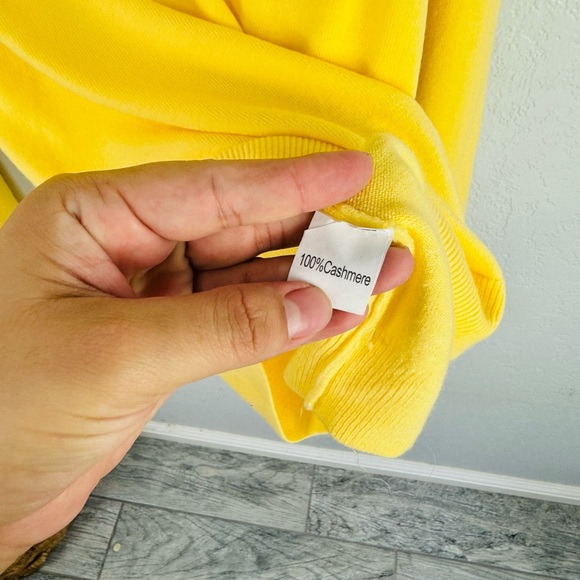 Polo Ralph Lauren 100% Cashmere Yellow V Neck Sweater Long Sleeve Vest - Picture 6 of 7